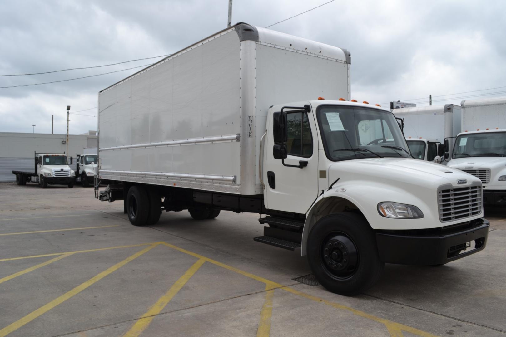 2019 WHITE /BLACK FREIGHTLINER M2-106 with an CUMMINS B6.7L 260HP engine, ALLISON 2200RDS AUTOMATIC transmission, located at 9172 North Fwy, Houston, TX, 77037, (713) 910-6868, 29.887470, -95.411903 - Photo#2